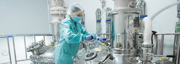 pharmaceutical-factory-woman-worker-bhoomi chemicals